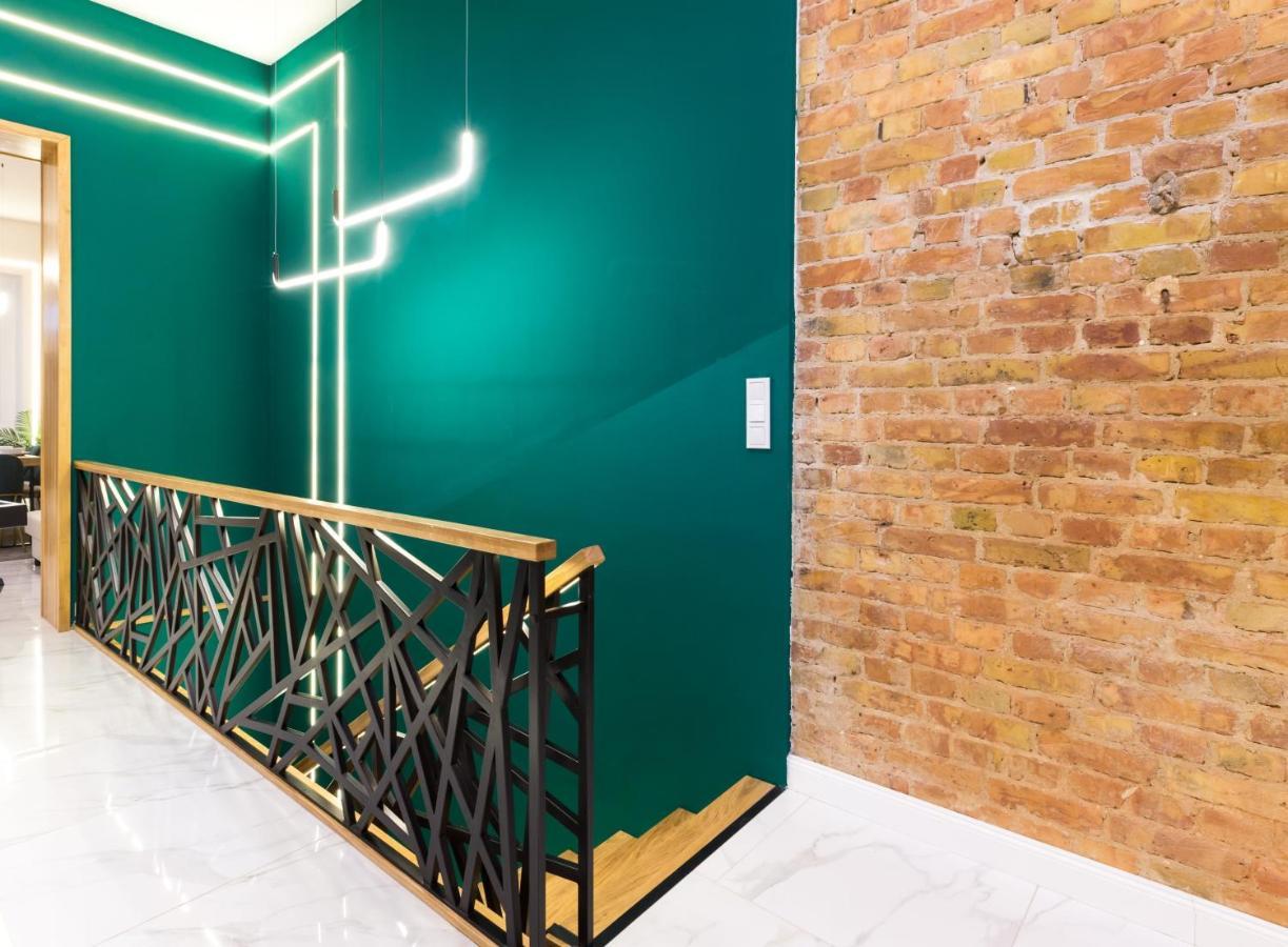 Apartment Hevals & Design